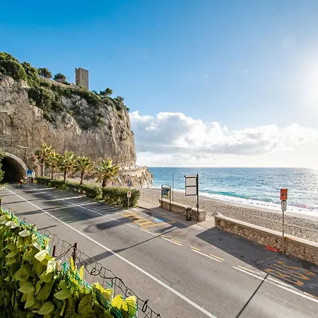 Bed & Breakfast Seahorseroom - Frontemare Con Idromassaggio Finale Ligure