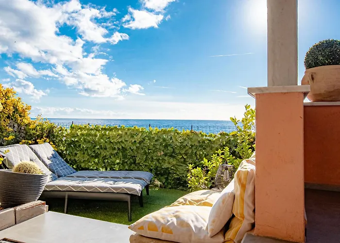 Seahorseroom - Frontemare Con Idromassaggio Bed & Breakfast