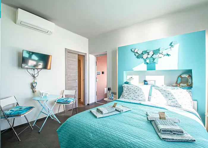 Seahorseroom - Frontemare Con Idromassaggio 3* Finale Ligure