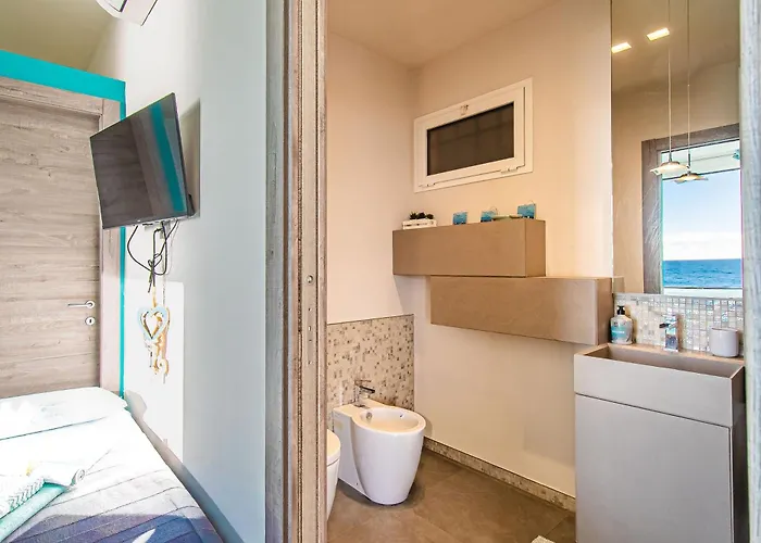 Bed & Breakfast Seahorseroom - Frontemare Con Idromassaggio 3*