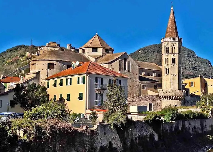 Seahorseroom - Frontemare Con Idromassaggio Finale Ligure