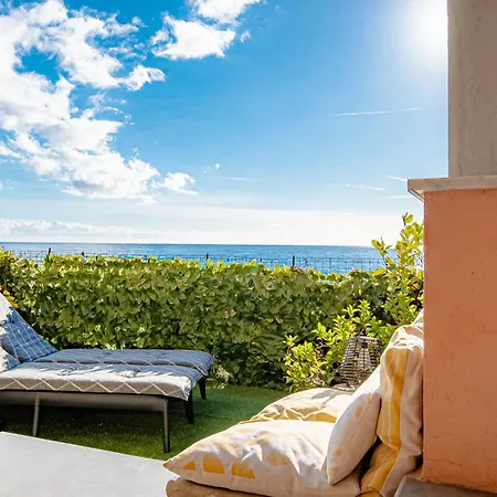 Seahorseroom - Frontemare Con Idromassaggio Bed and breakfast