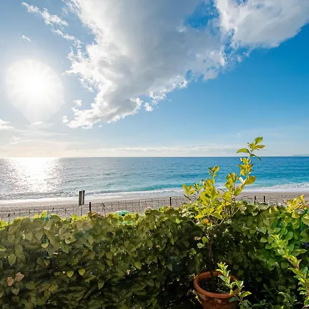 Seahorseroom - Frontemare Con Idromassaggio