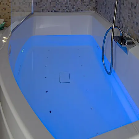 Bed & Breakfast Seahorseroom - Frontemare Con Idromassaggio Finale Ligure